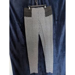 Stretchy thick knit skinny pants